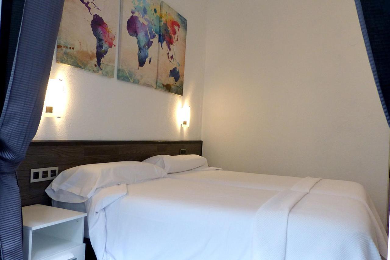 Pension Donostiarra San Sebastian Exterior photo