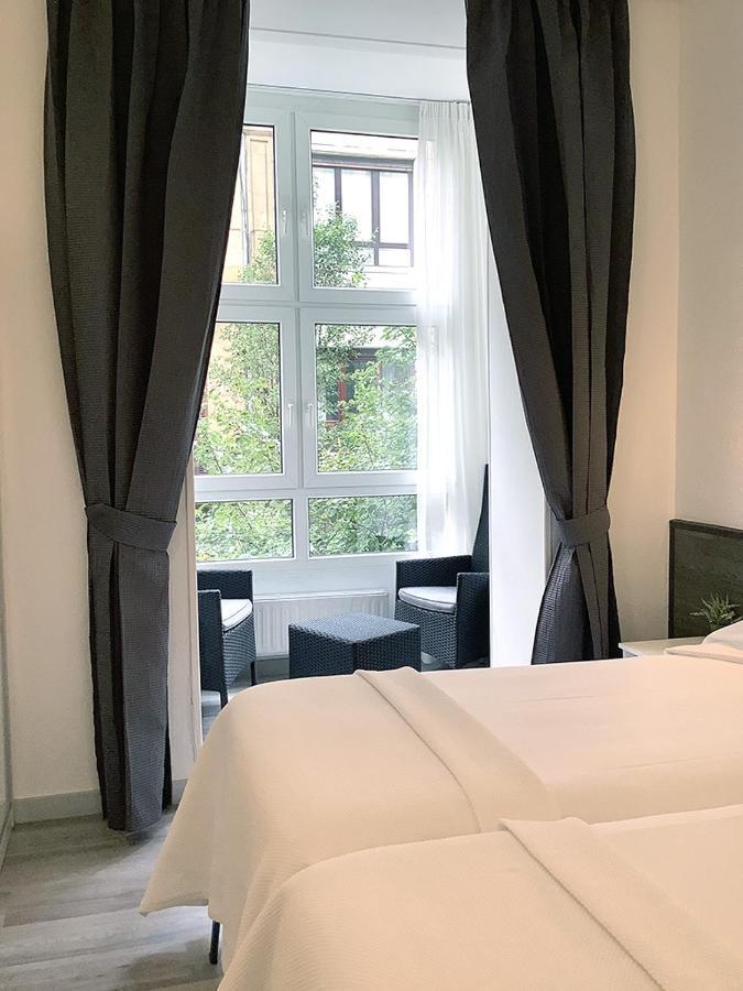 Pension Donostiarra San Sebastian Exterior photo