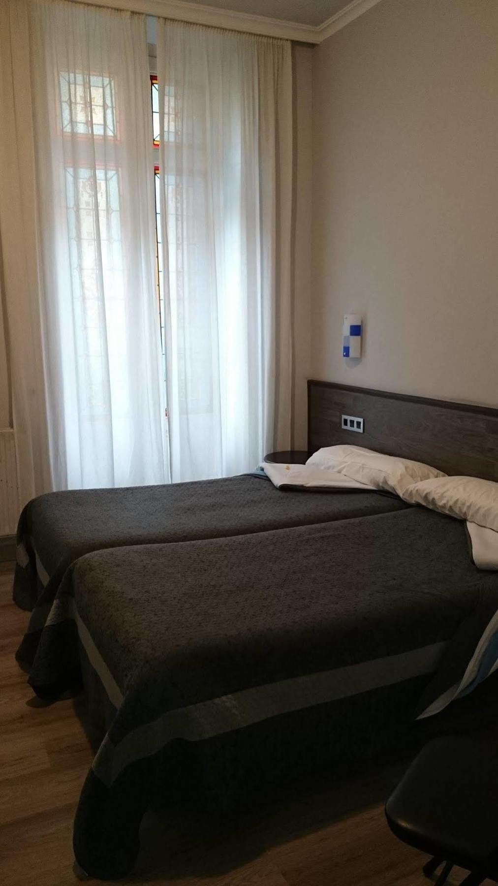 Pension Donostiarra San Sebastian Exterior photo